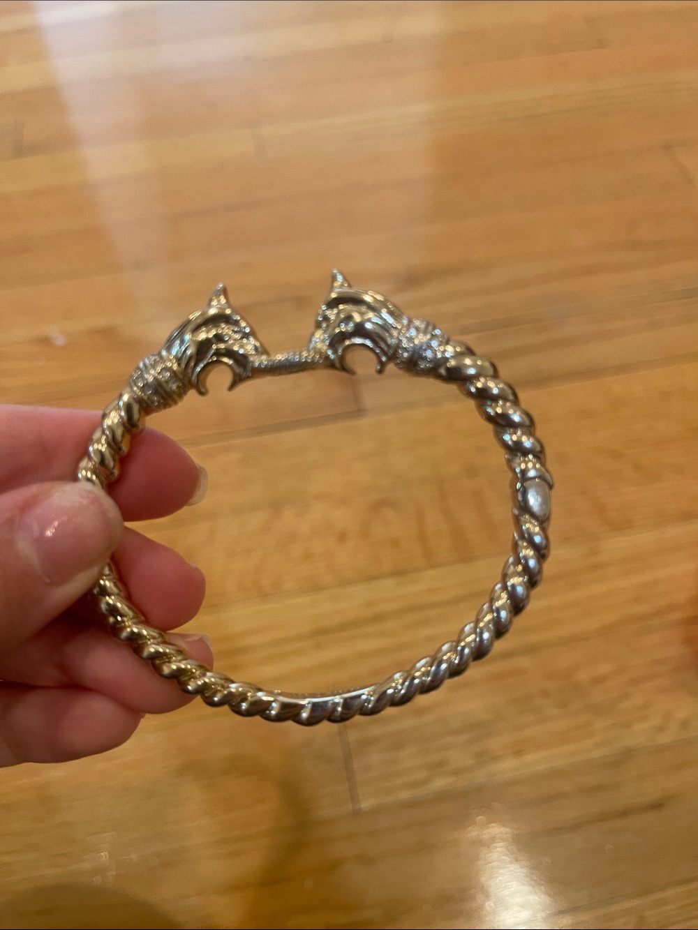 Stella & Dot Gold Twisted Animal Head Bracelet - Picture 4 of 6